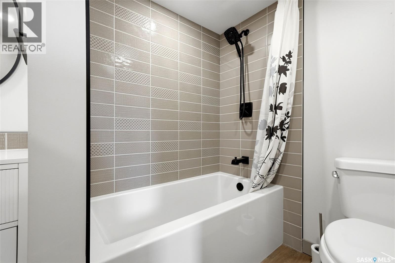 306 Howe PLACE - 32