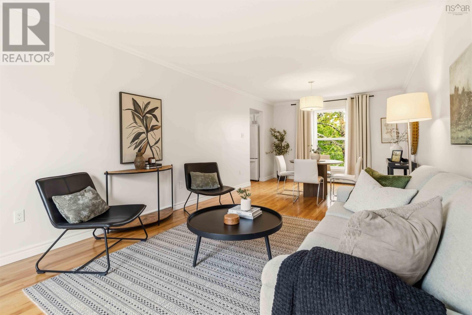 Property 36 of 45 of 107 Astral Drive