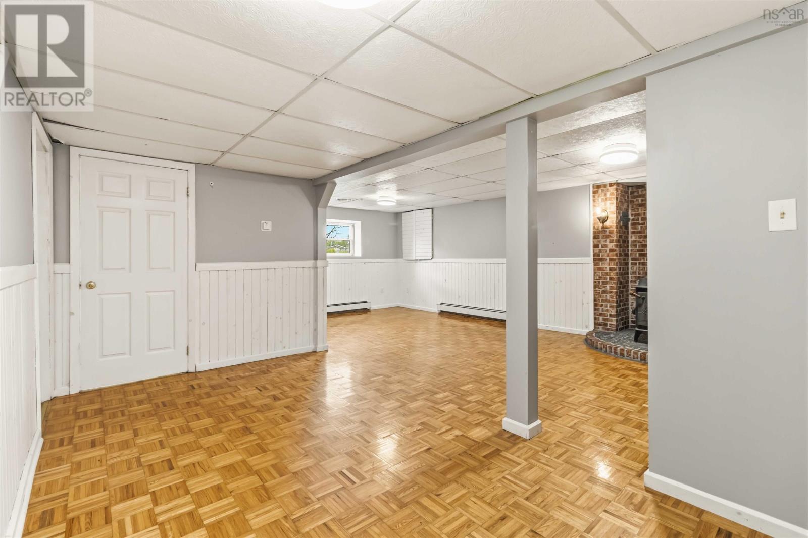 Property 25 of 45 of 107 Astral Drive