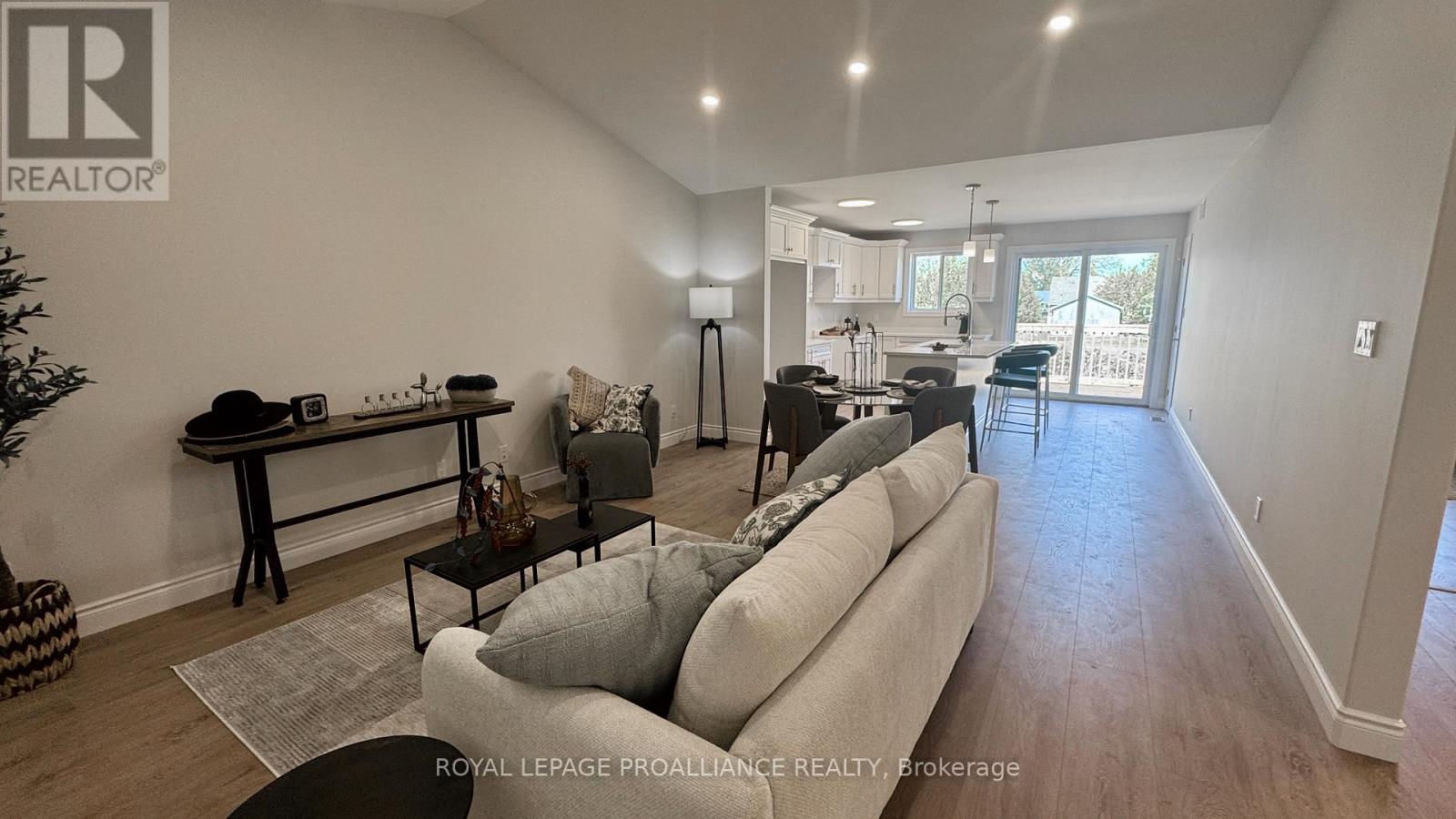 31 CLAYTON JOHN AVENUE - 6