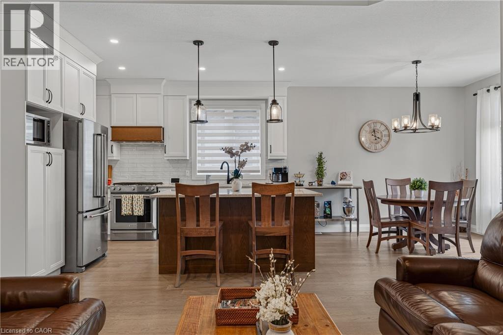3-bedroom home for sale at 68 CEDAR Street Unit# 12, Paris ON · photo 10 of 49
