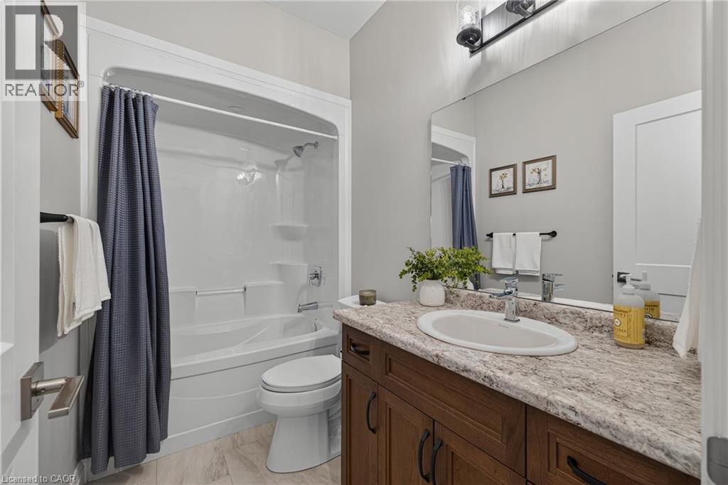 3-bedroom home for sale at 68 CEDAR Street Unit# 12, Paris ON · photo 32 of 49
