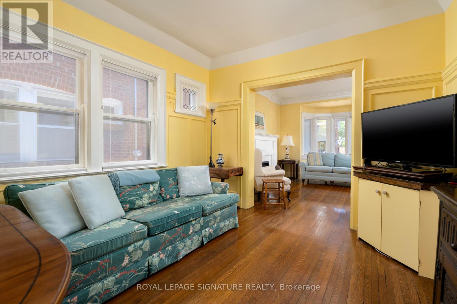 101 DELORAINE AVENUE - 14