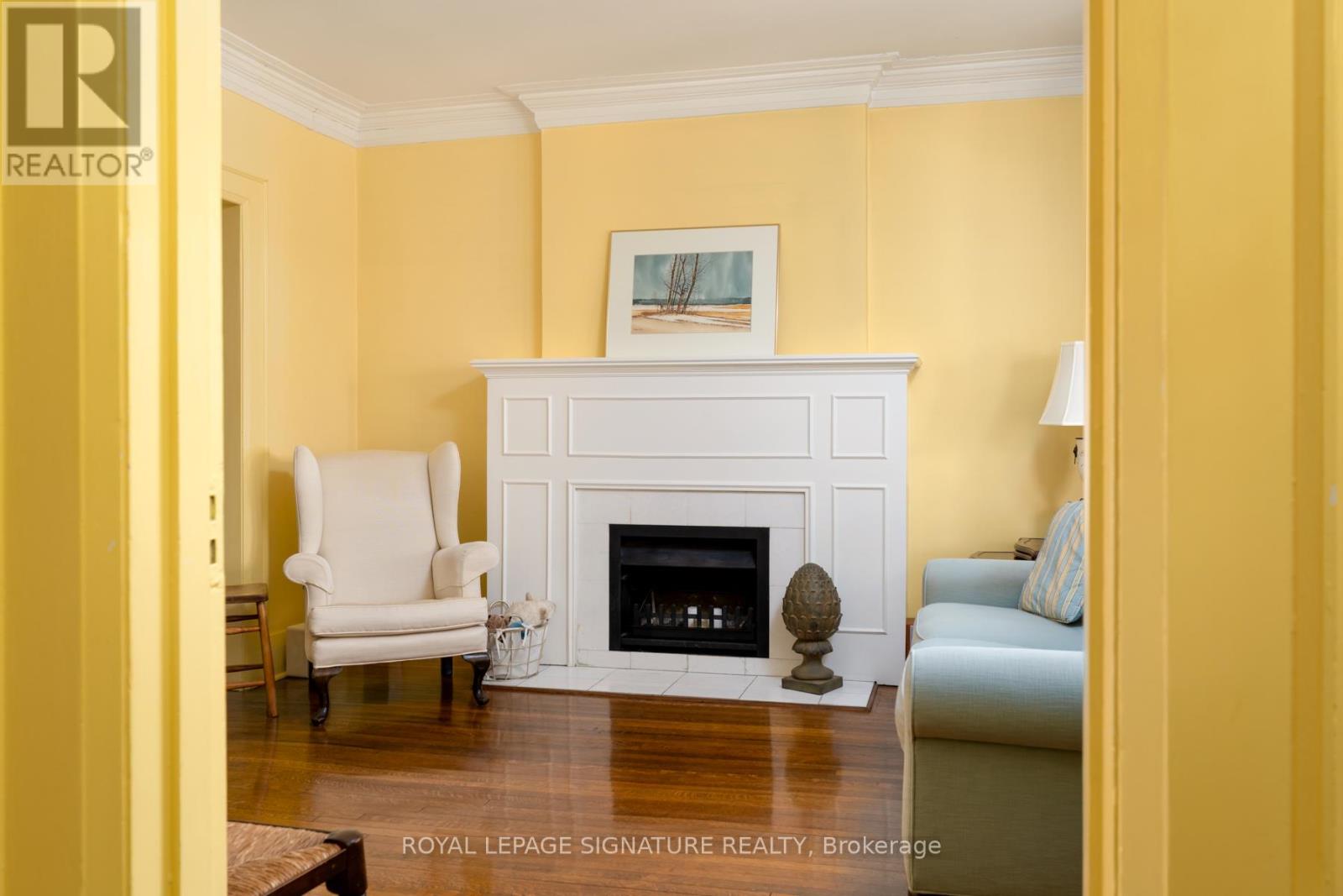 101 DELORAINE AVENUE - 8