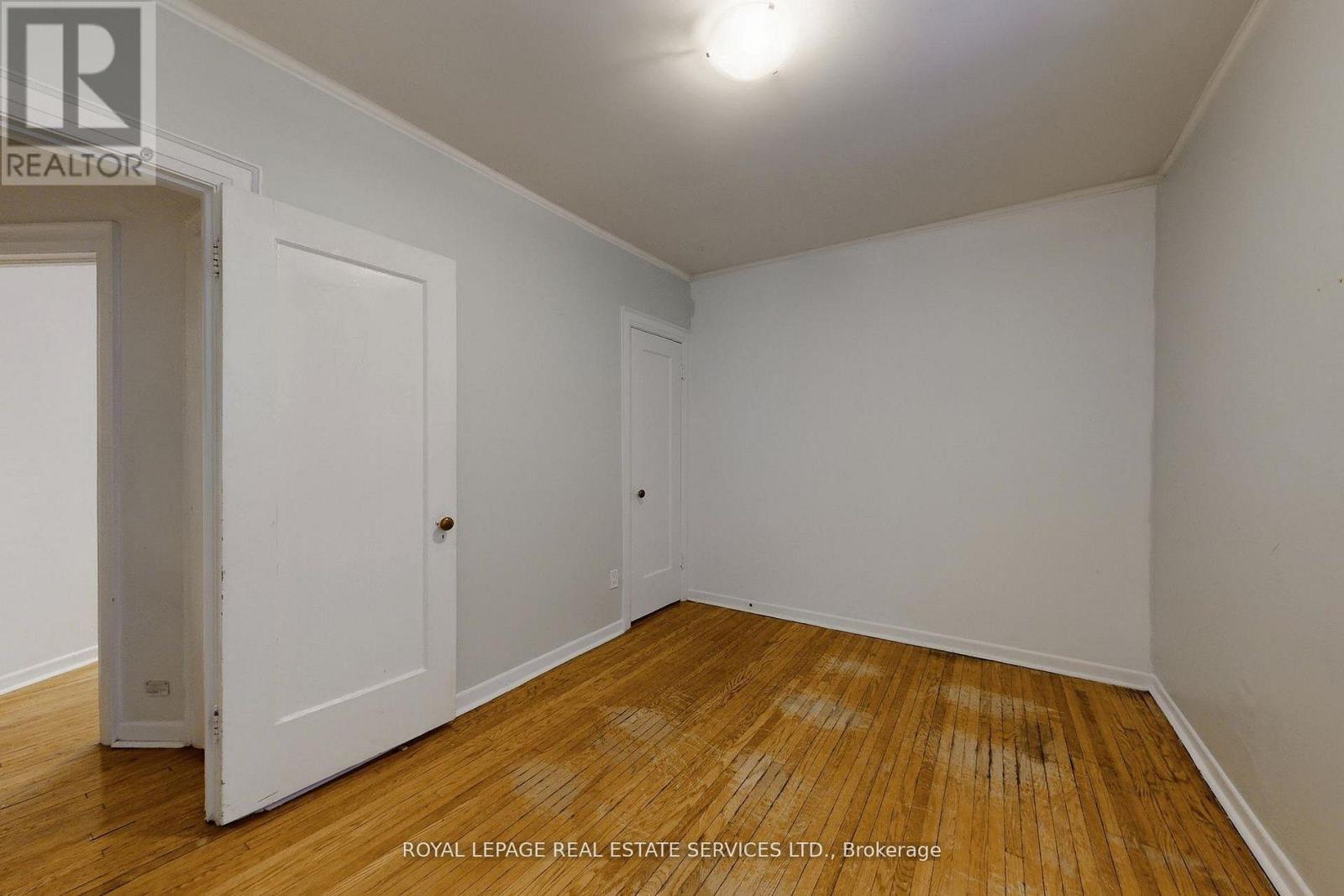 89 ORIOLE PARKWAY - 12