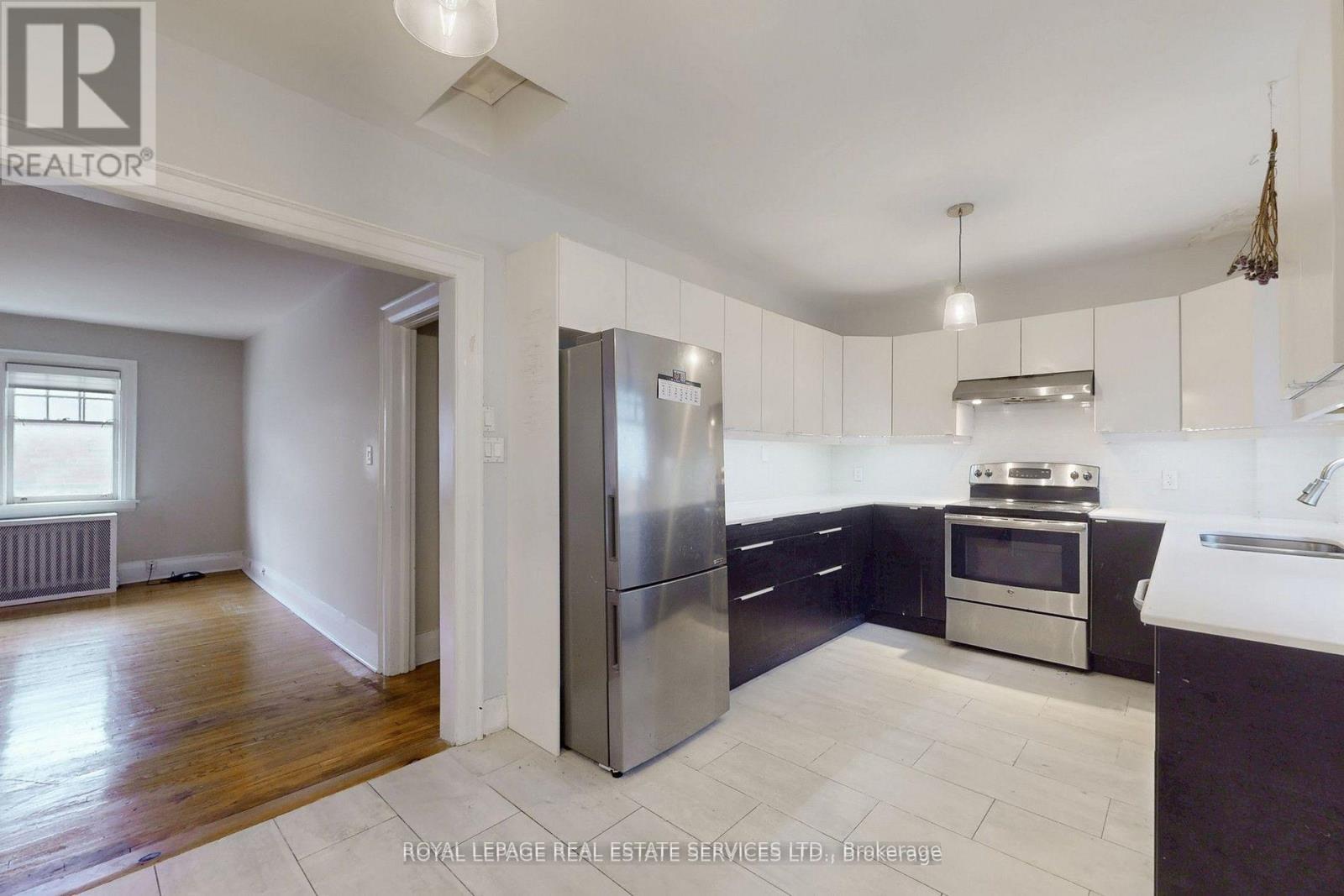89 ORIOLE PARKWAY - 19