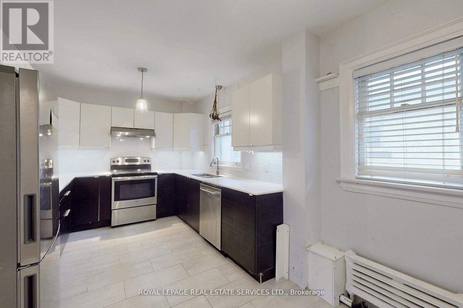 89 ORIOLE PARKWAY - 20