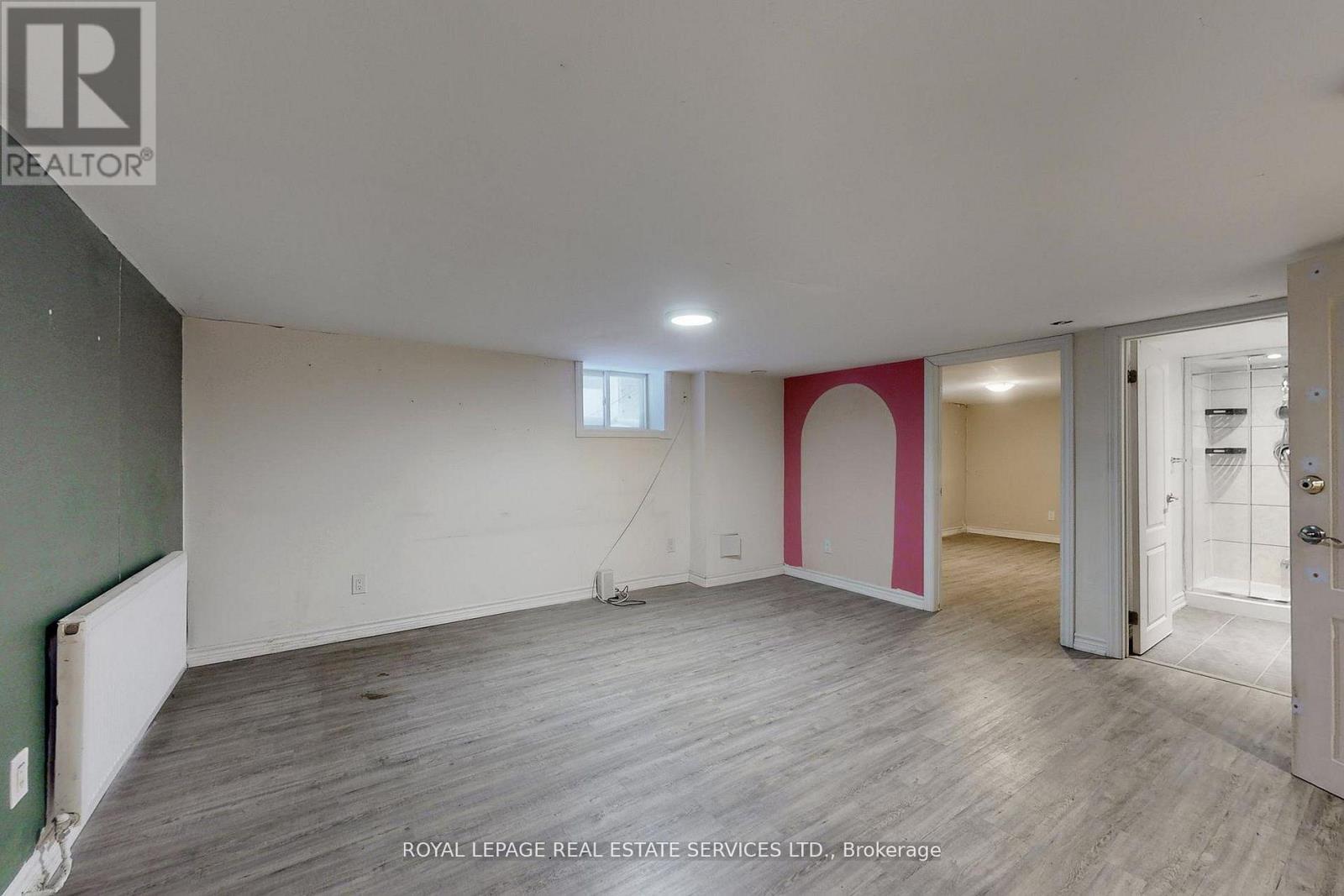 89 ORIOLE PARKWAY - 27