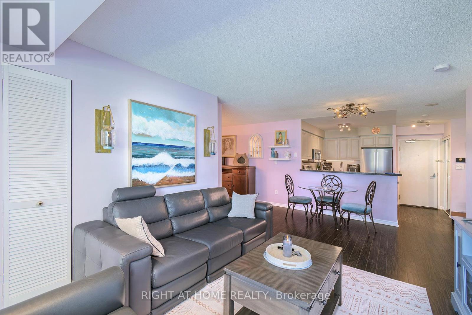 #210 7 LORRAINE DRIVE - 9