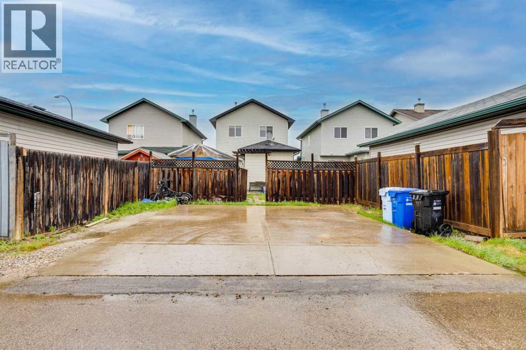 258 Fox Crescent - 36