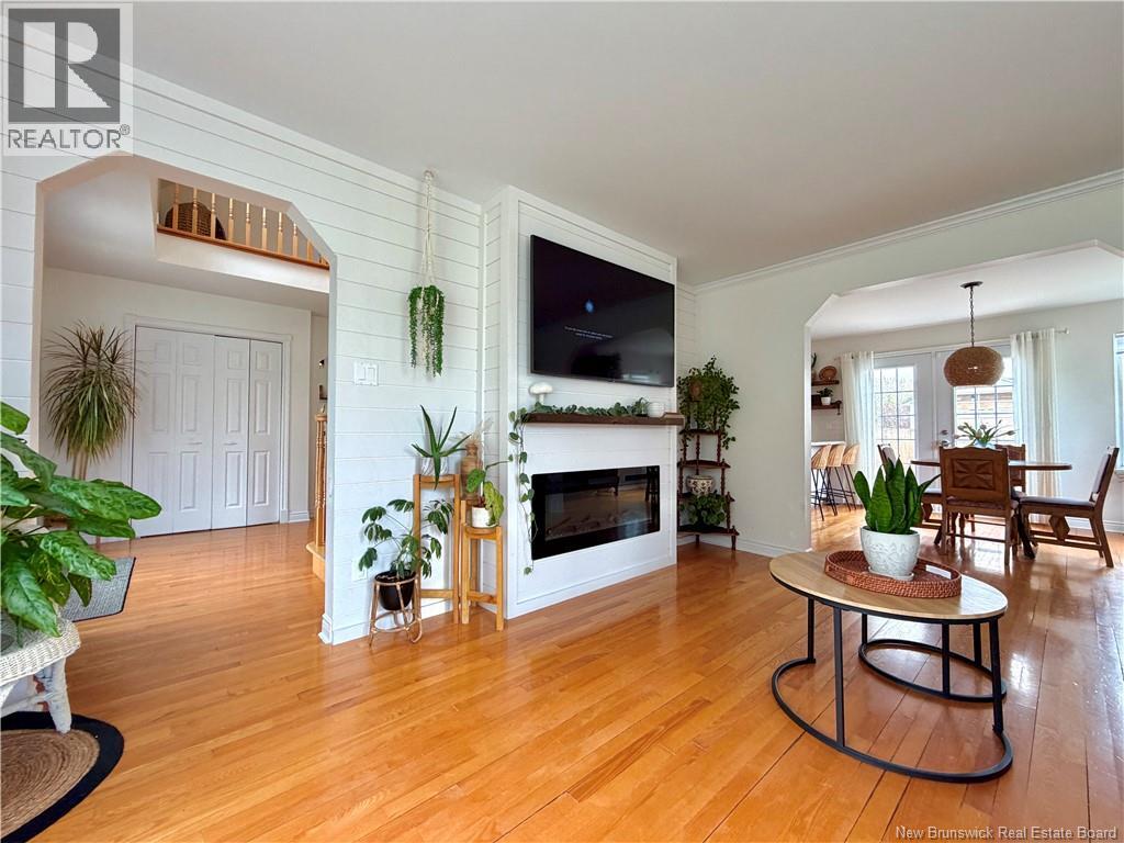 1160 Riverside - 14