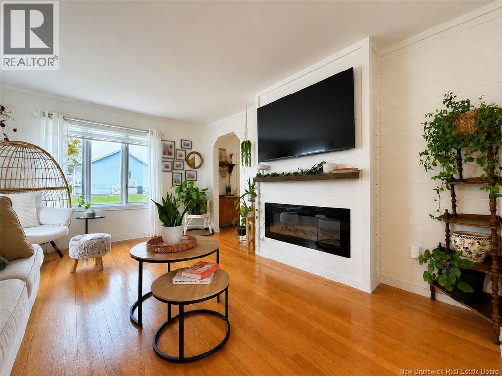 1160 Riverside - 12