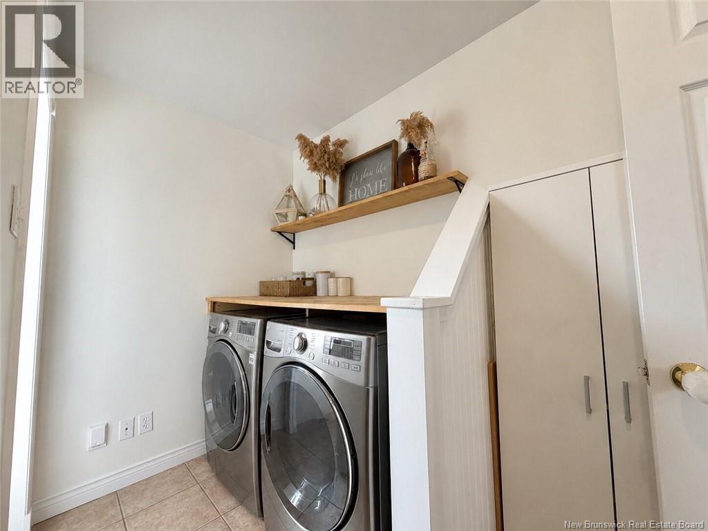 1160 Riverside - 25