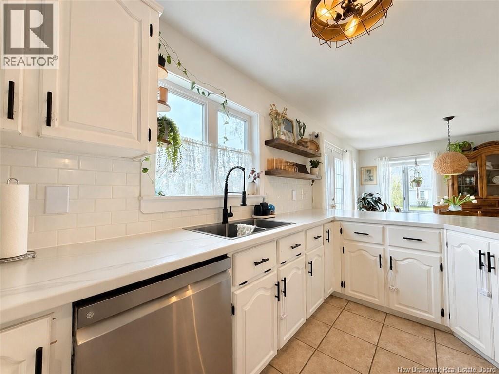 1160 Riverside - 19