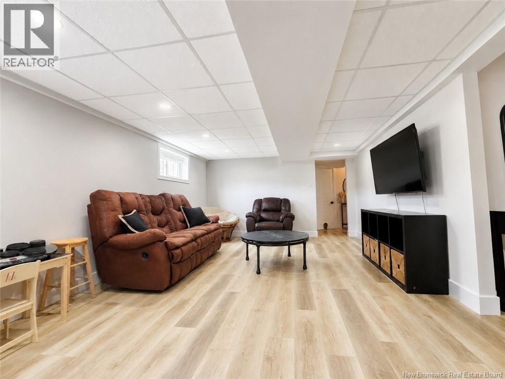 1160 Riverside - 43