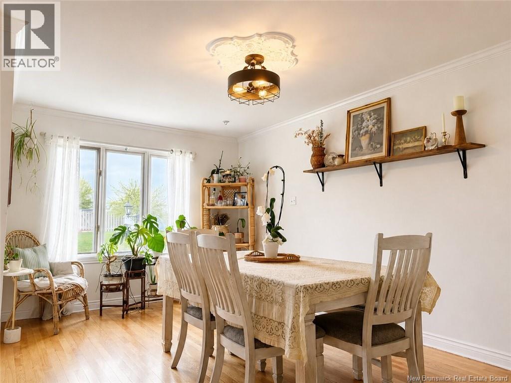 1160 Riverside - 22