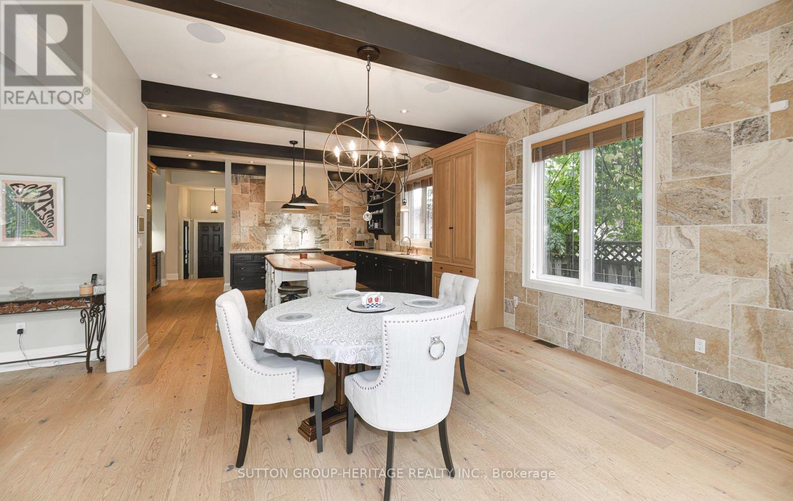 1921 BONITA AVENUE - 11