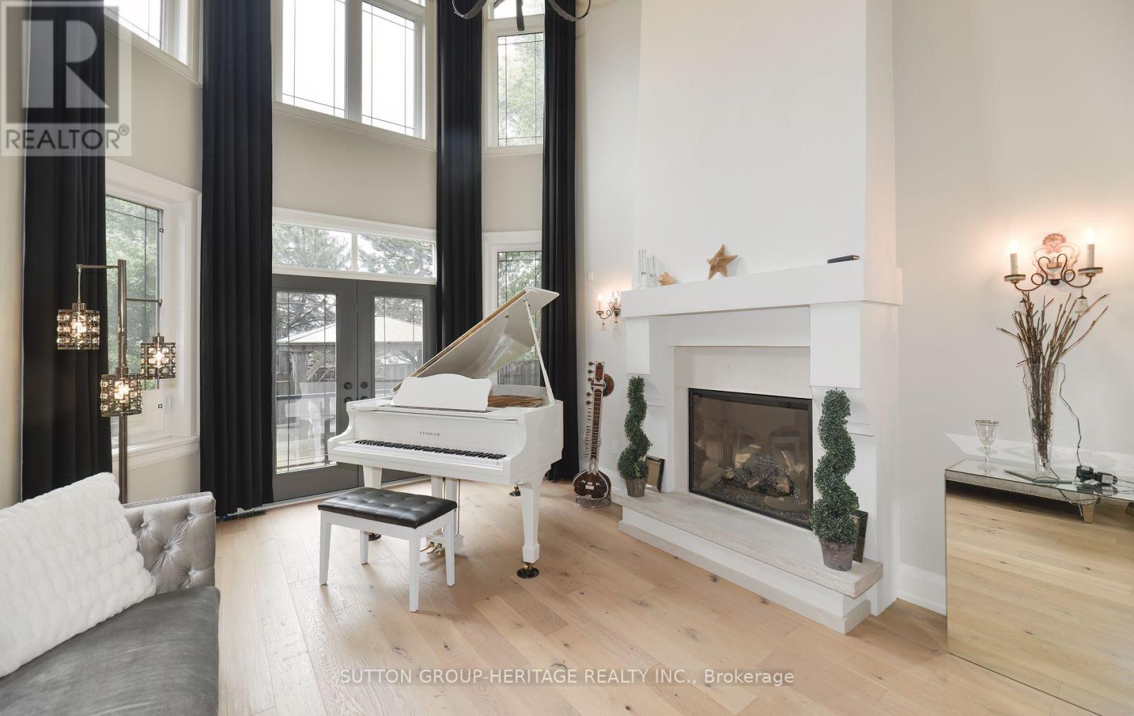 1921 BONITA AVENUE - 17
