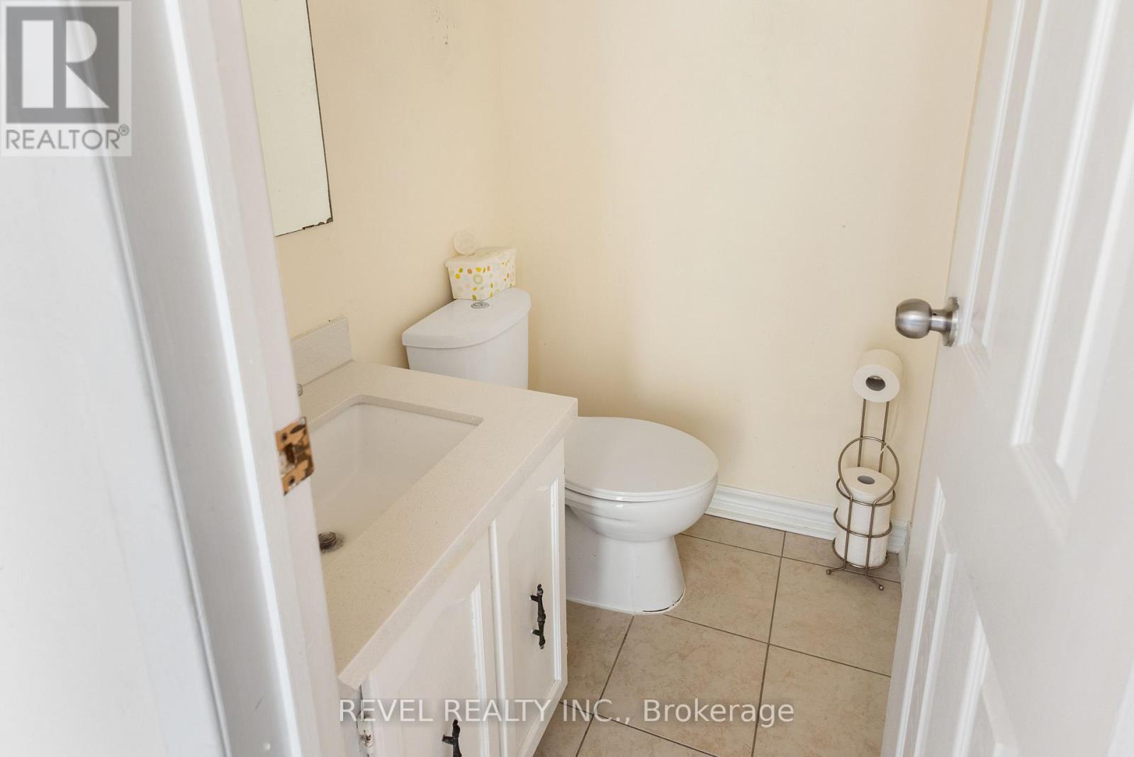 1518 WOODRUFF CRESCENT - 24