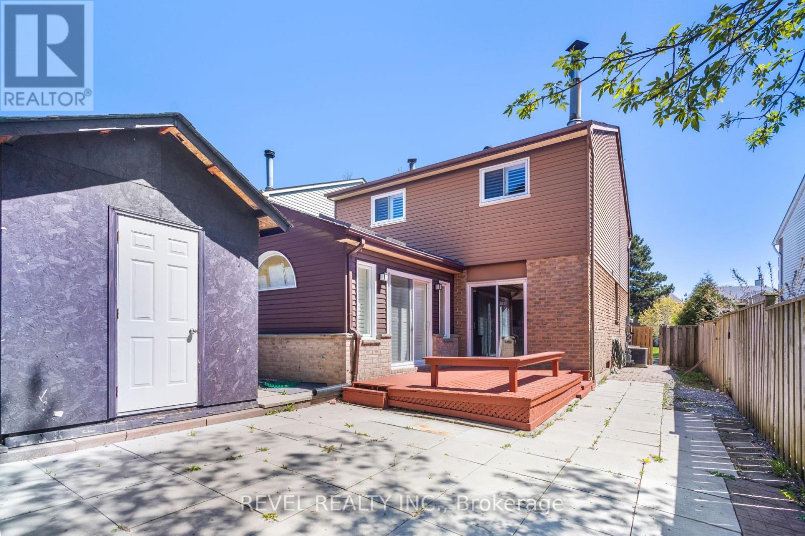 1518 WOODRUFF CRESCENT - 26