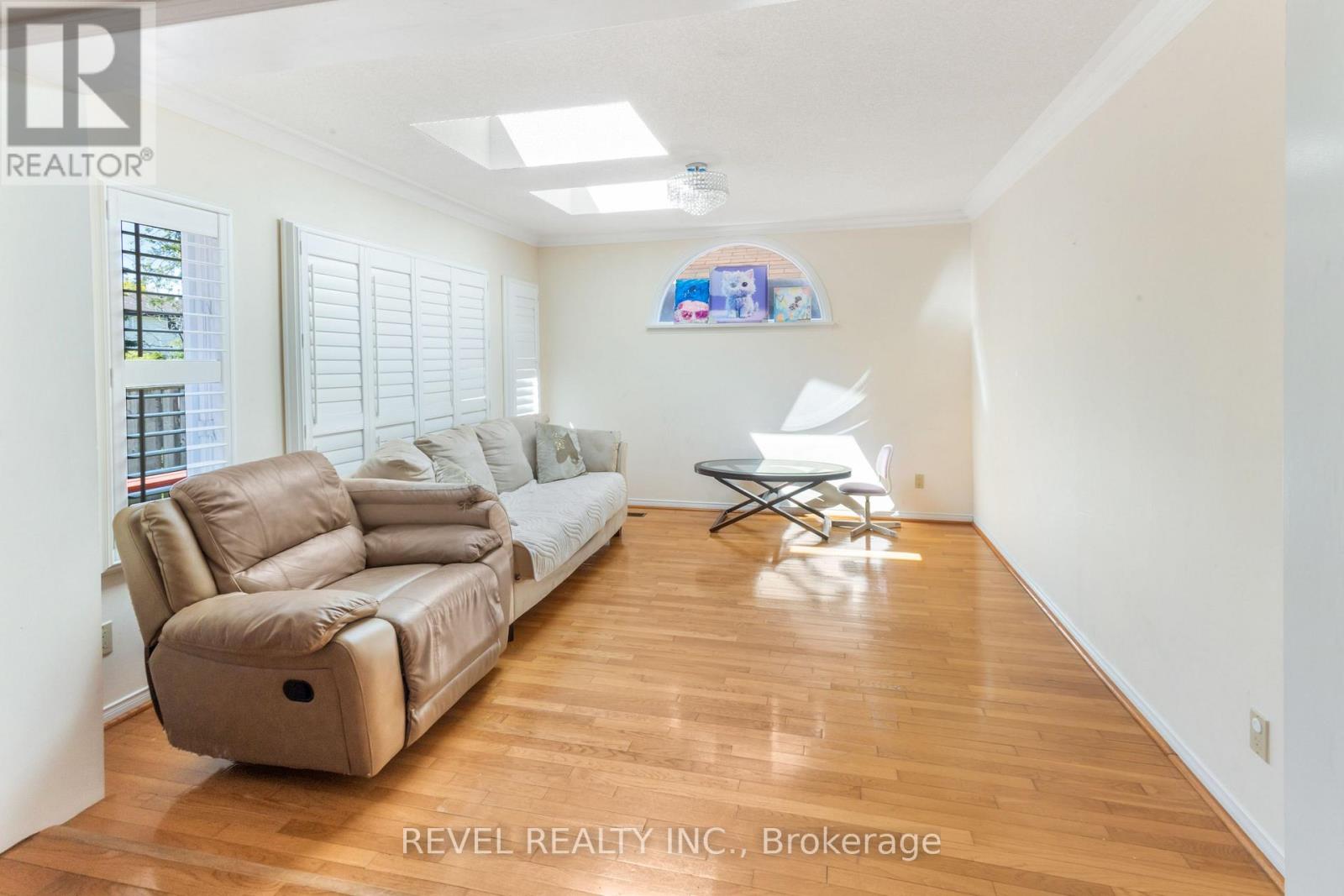 1518 WOODRUFF CRESCENT - 7