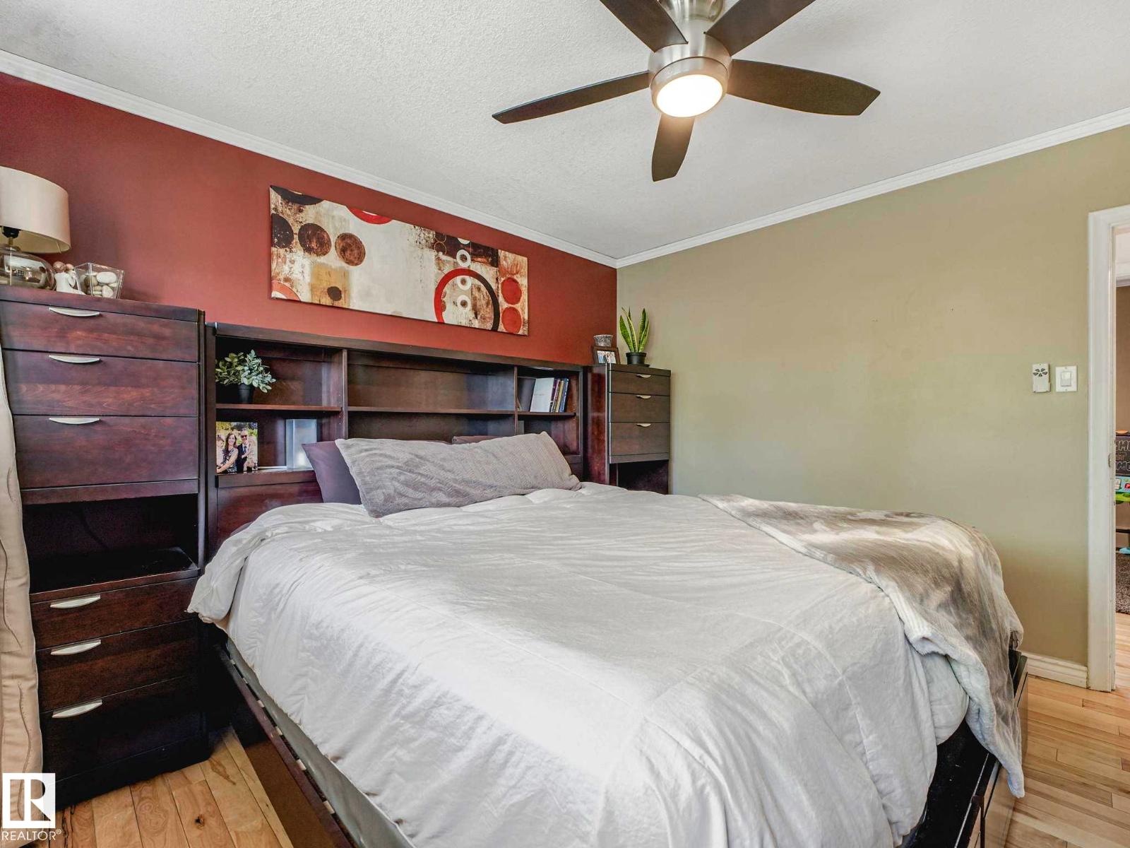 8311 96 AV NW NW - 22