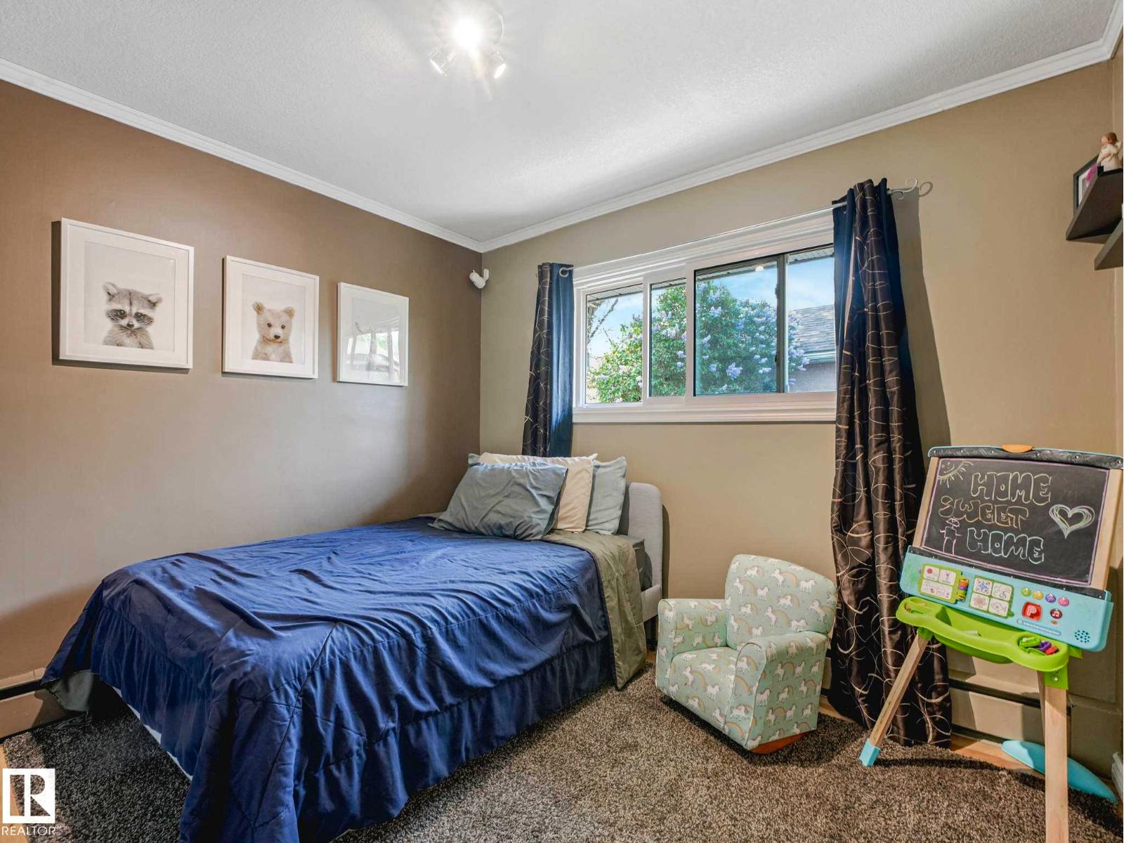 8311 96 AV NW NW - 24