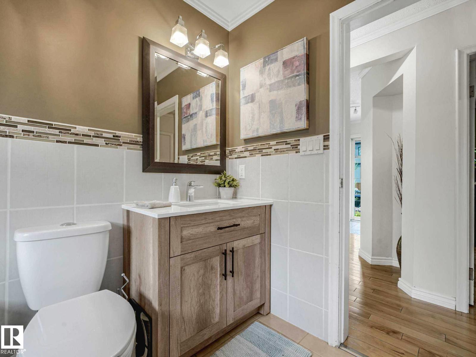 8311 96 AV NW NW - 27