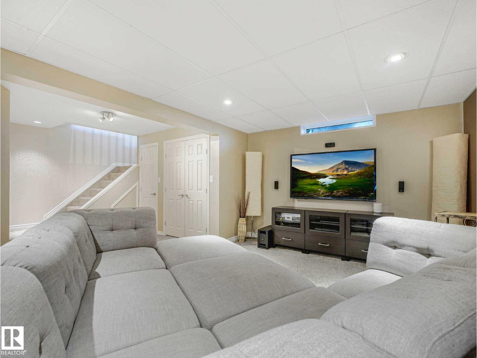 8311 96 AV NW NW - 31
