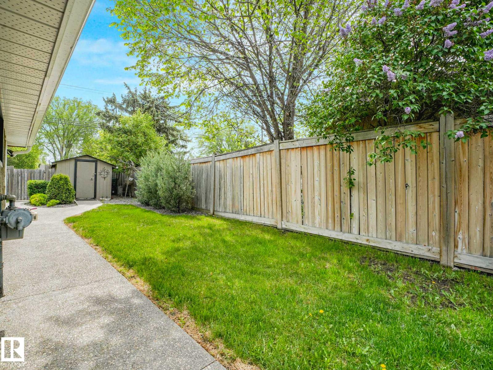 8311 96 AV NW NW - 53