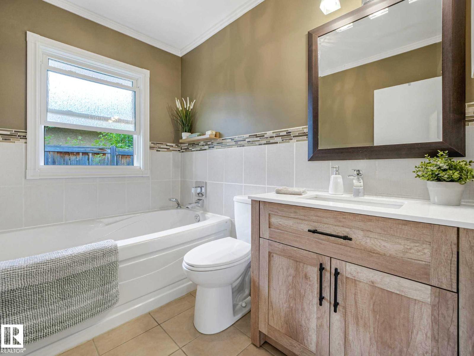 8311 96 AV NW NW - 26