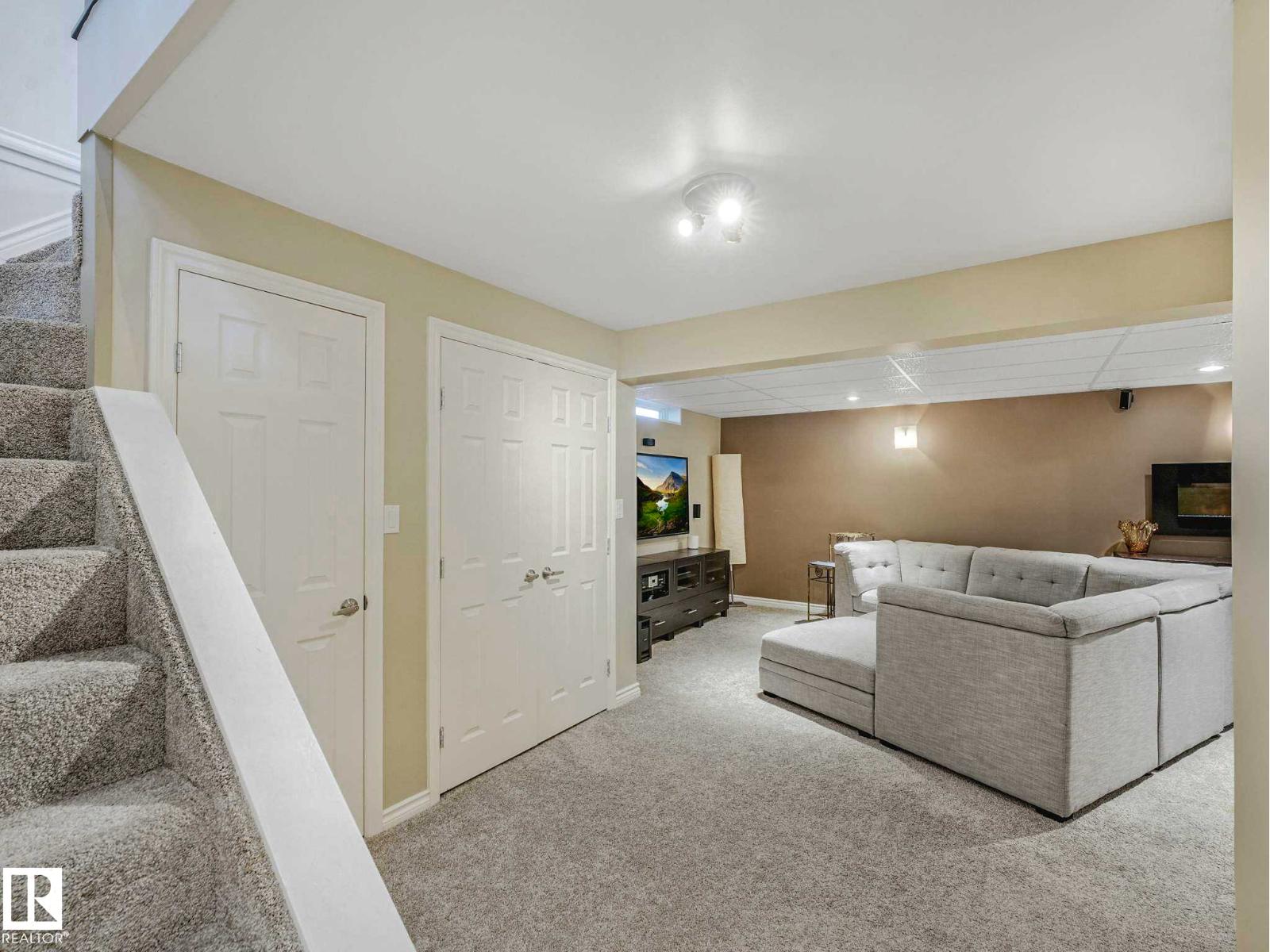 8311 96 AV NW NW - 29