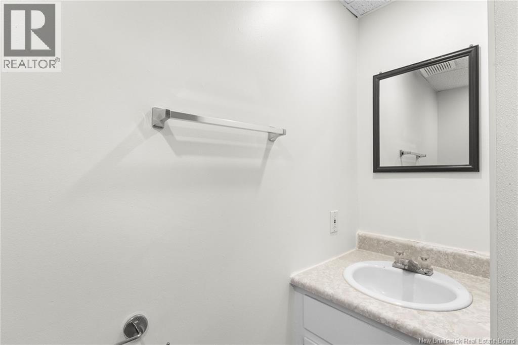 720 Forest Hill Road - 41