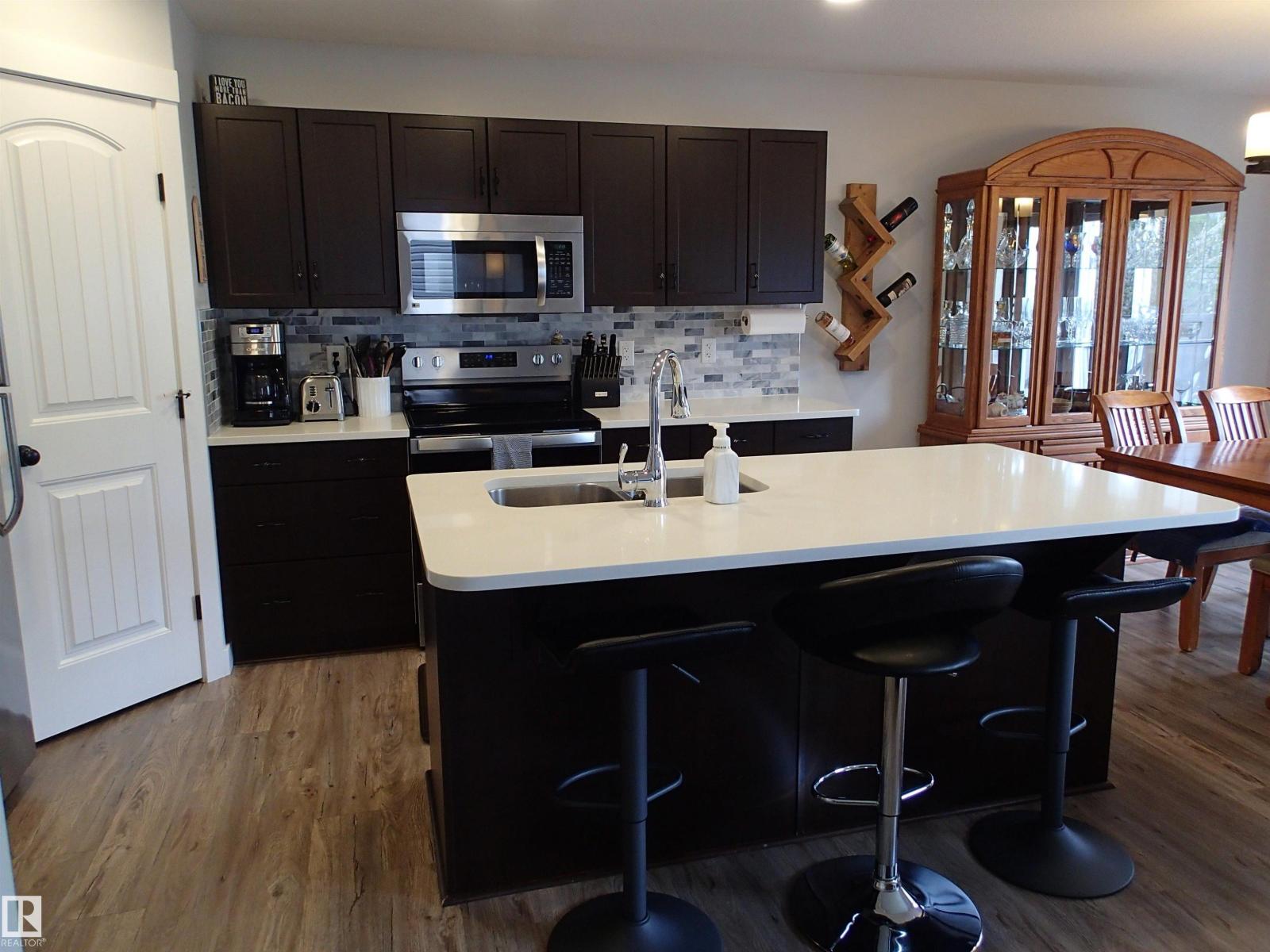 17348 8 AV SW - 7