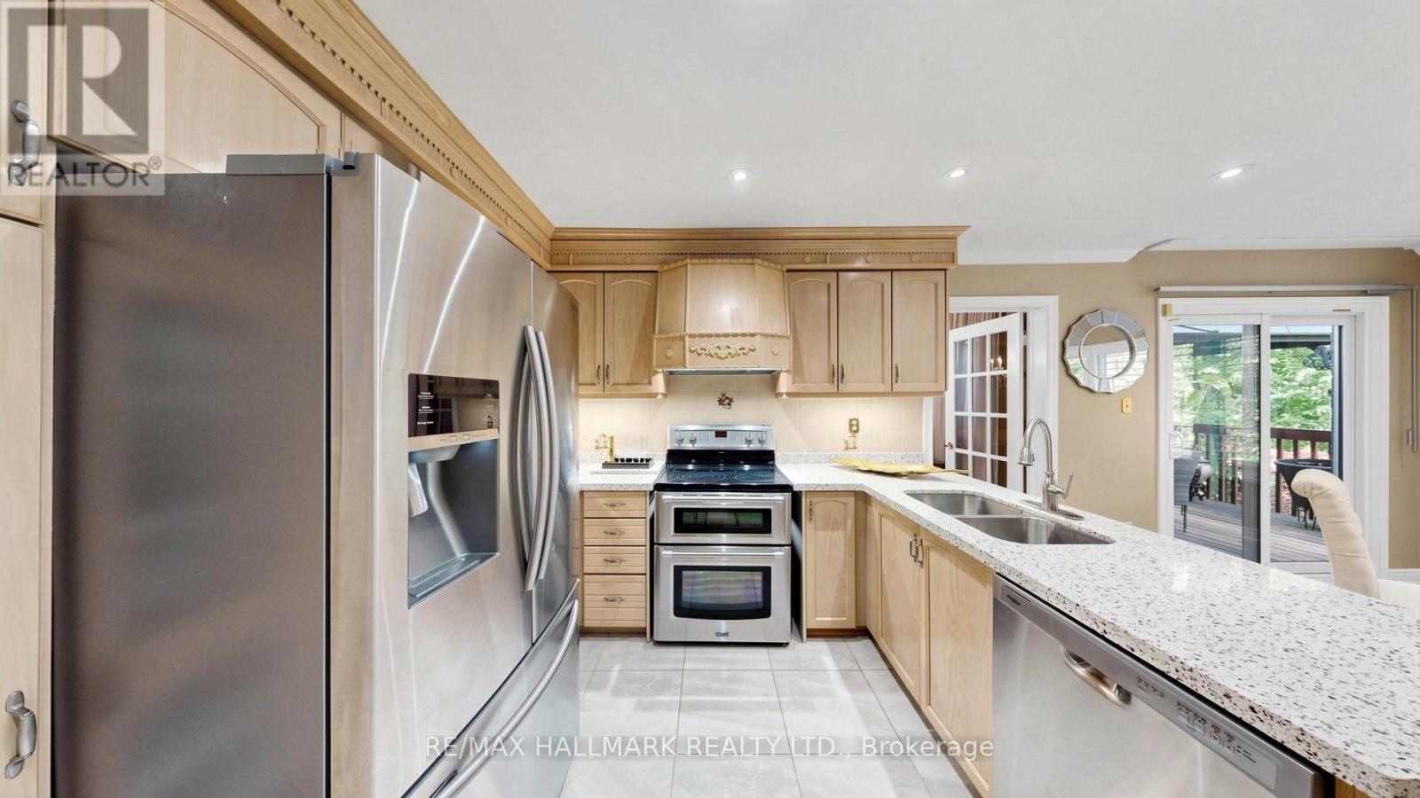 77 COOPERAGE CRESCENT - 14