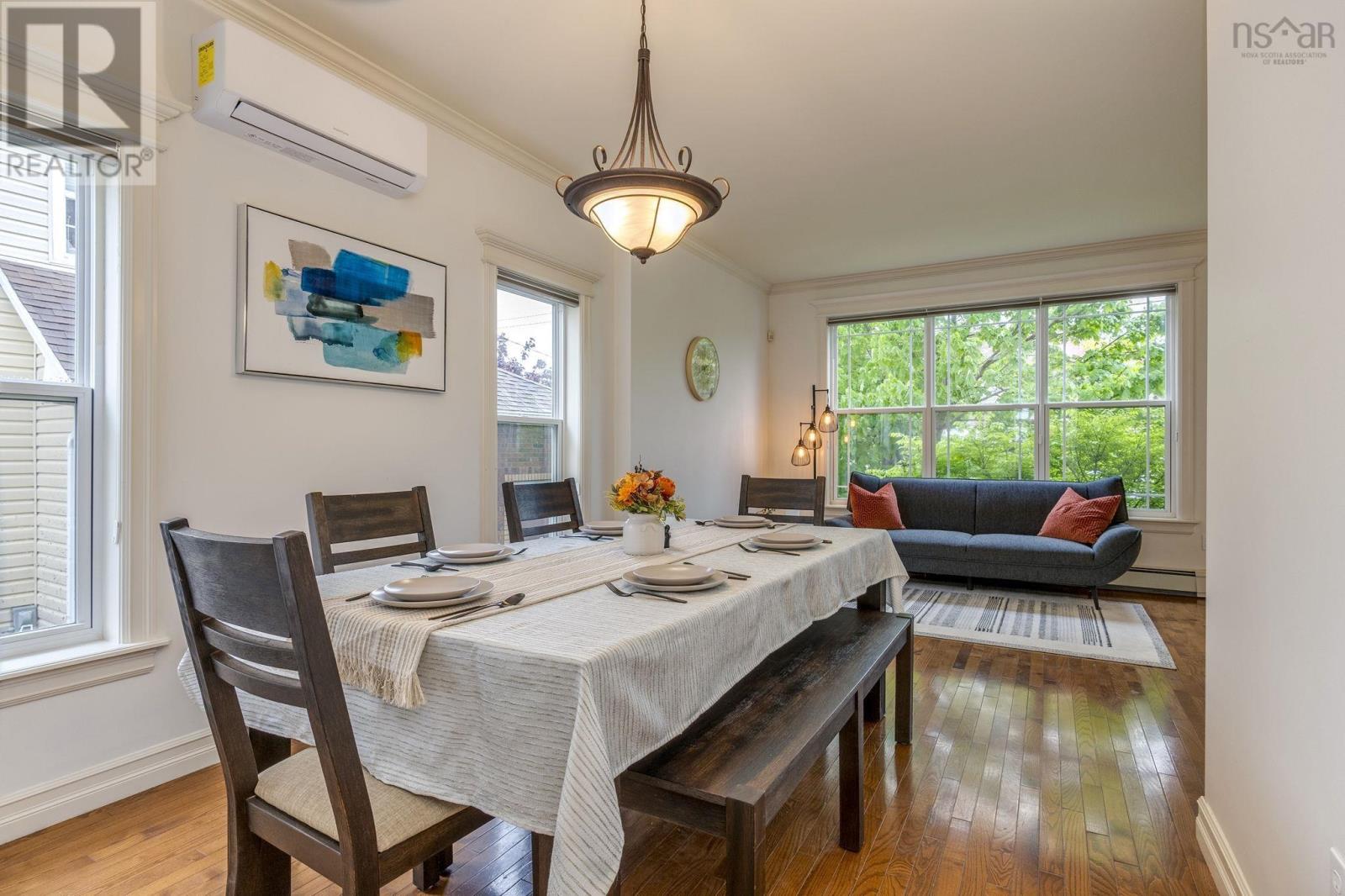 Property 28 of 43 of 15 Kingsbury Way