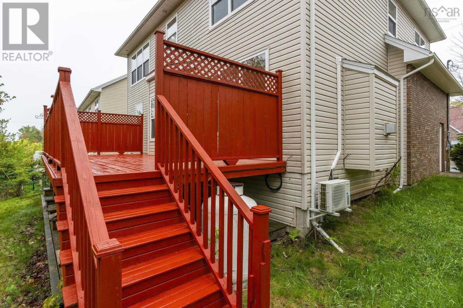 Property 17 of 43 of 15 Kingsbury Way