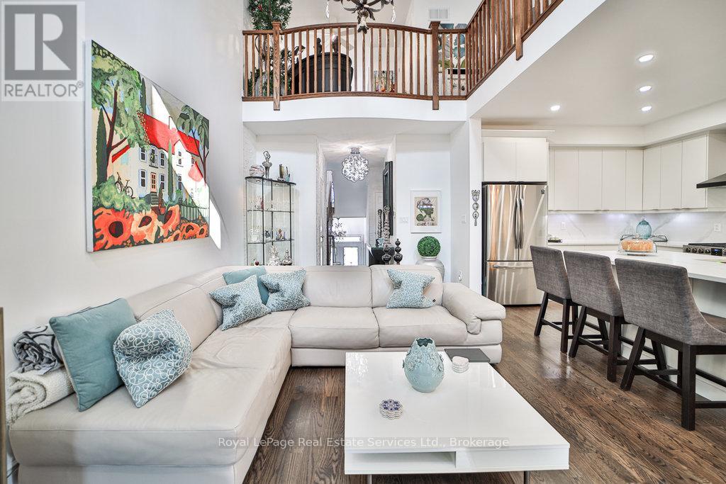 13 SANDY COAST CRESCENT - 11