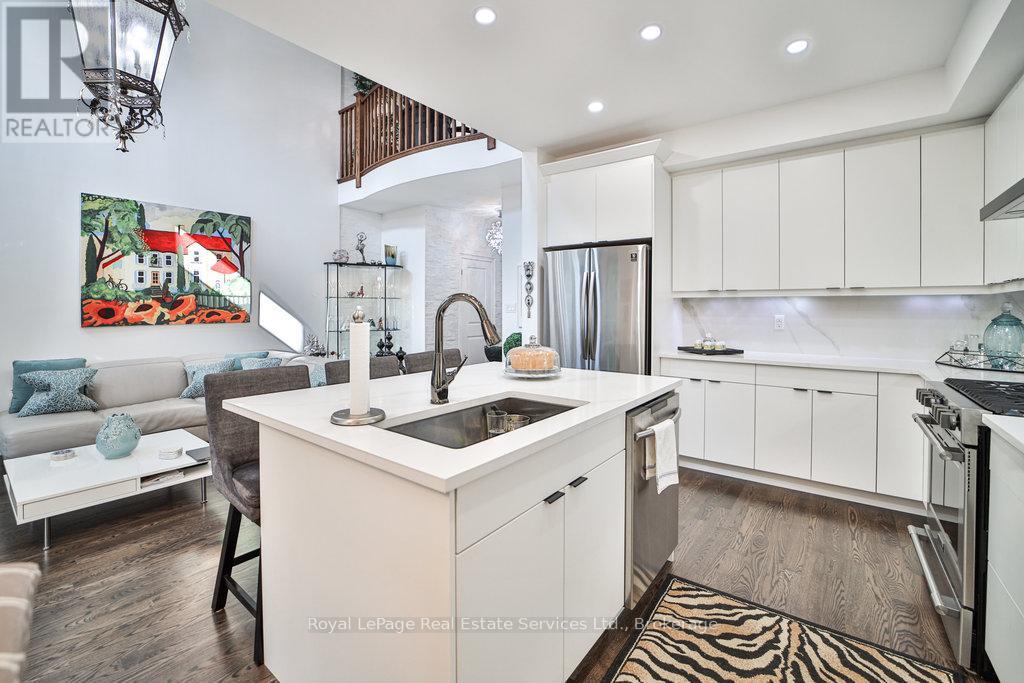 13 SANDY COAST CRESCENT - 20