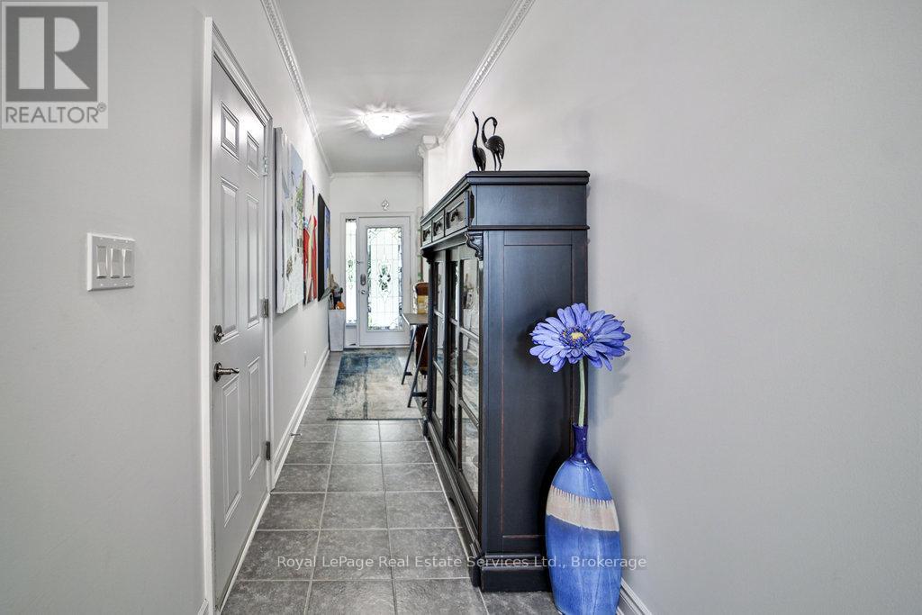 13 SANDY COAST CRESCENT - 46