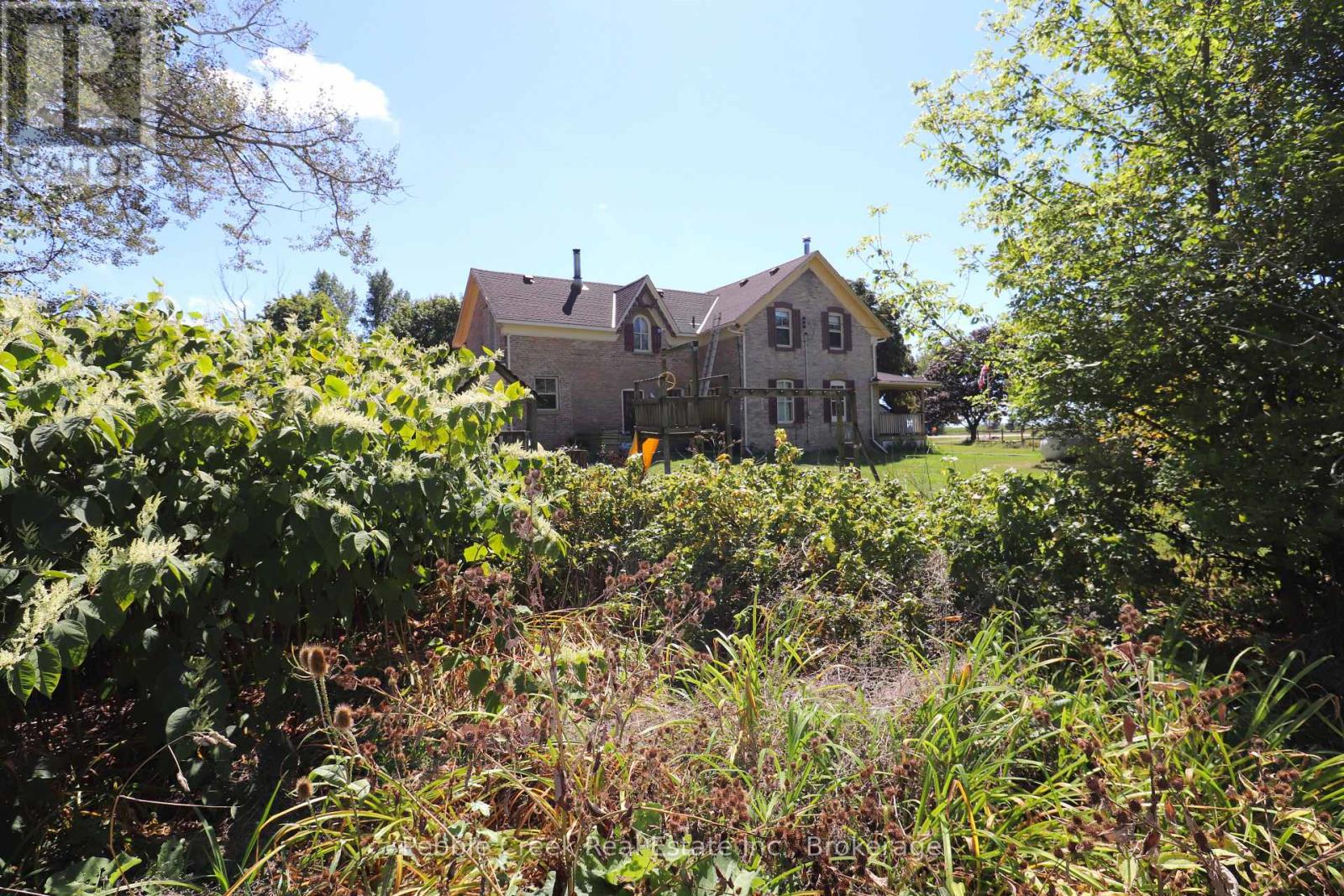 85042 BLUEWATER HIGHWAY - 34