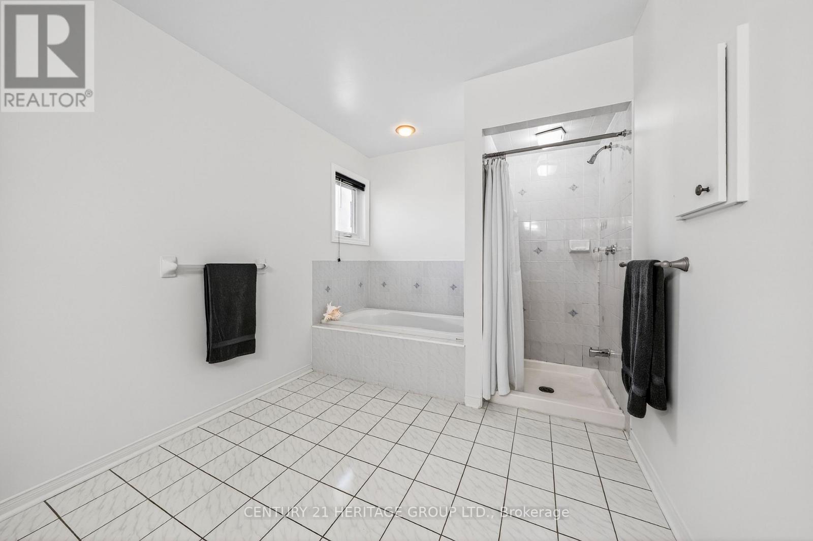 403 BARTHOLOMEW DRIVE - 27