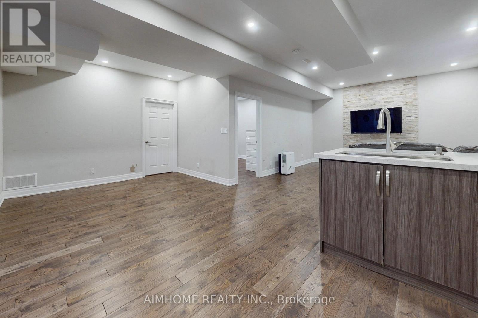 35 MARBROOK STREET - 38