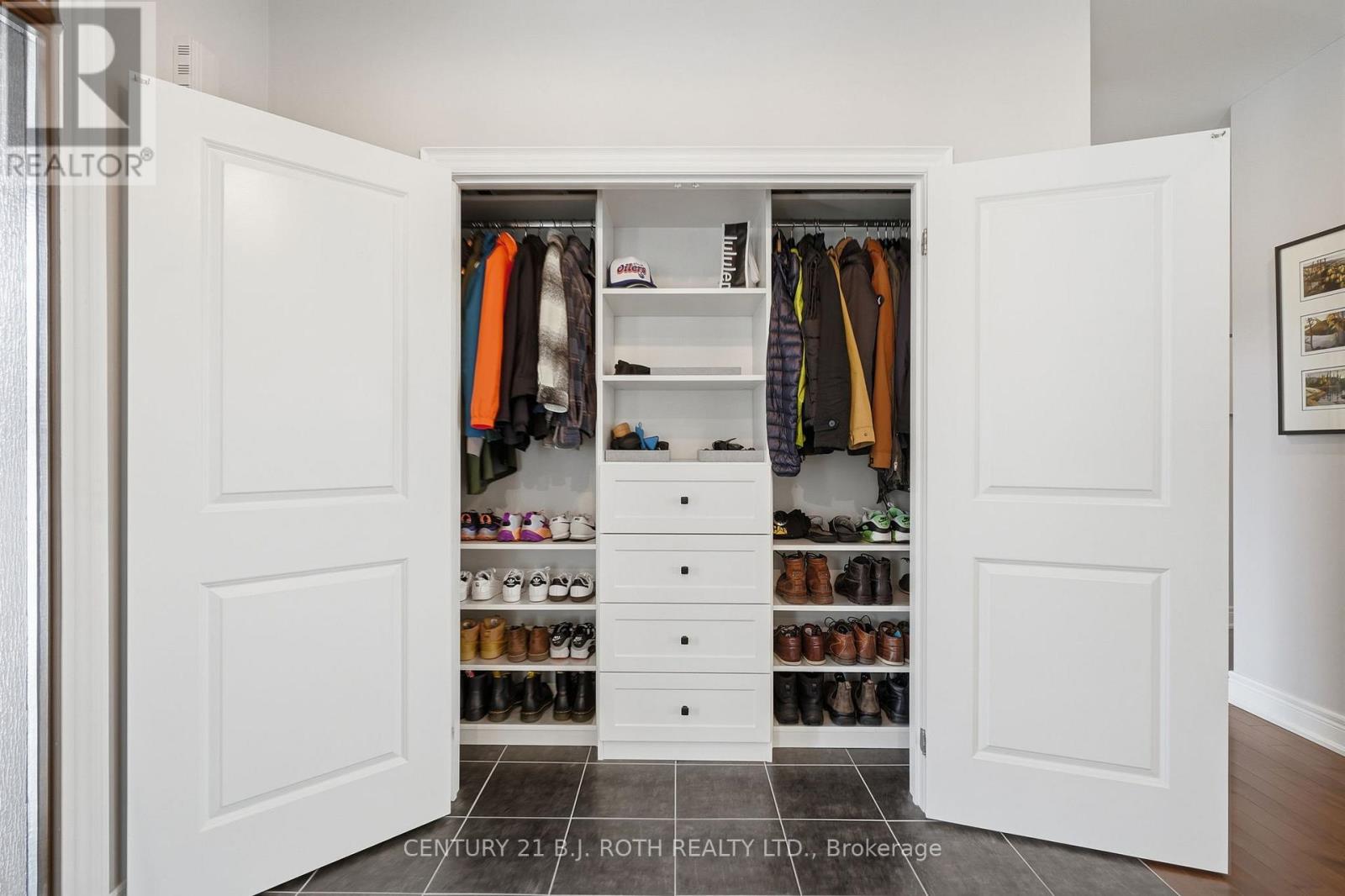 2228 ELANA DRIVE - 26