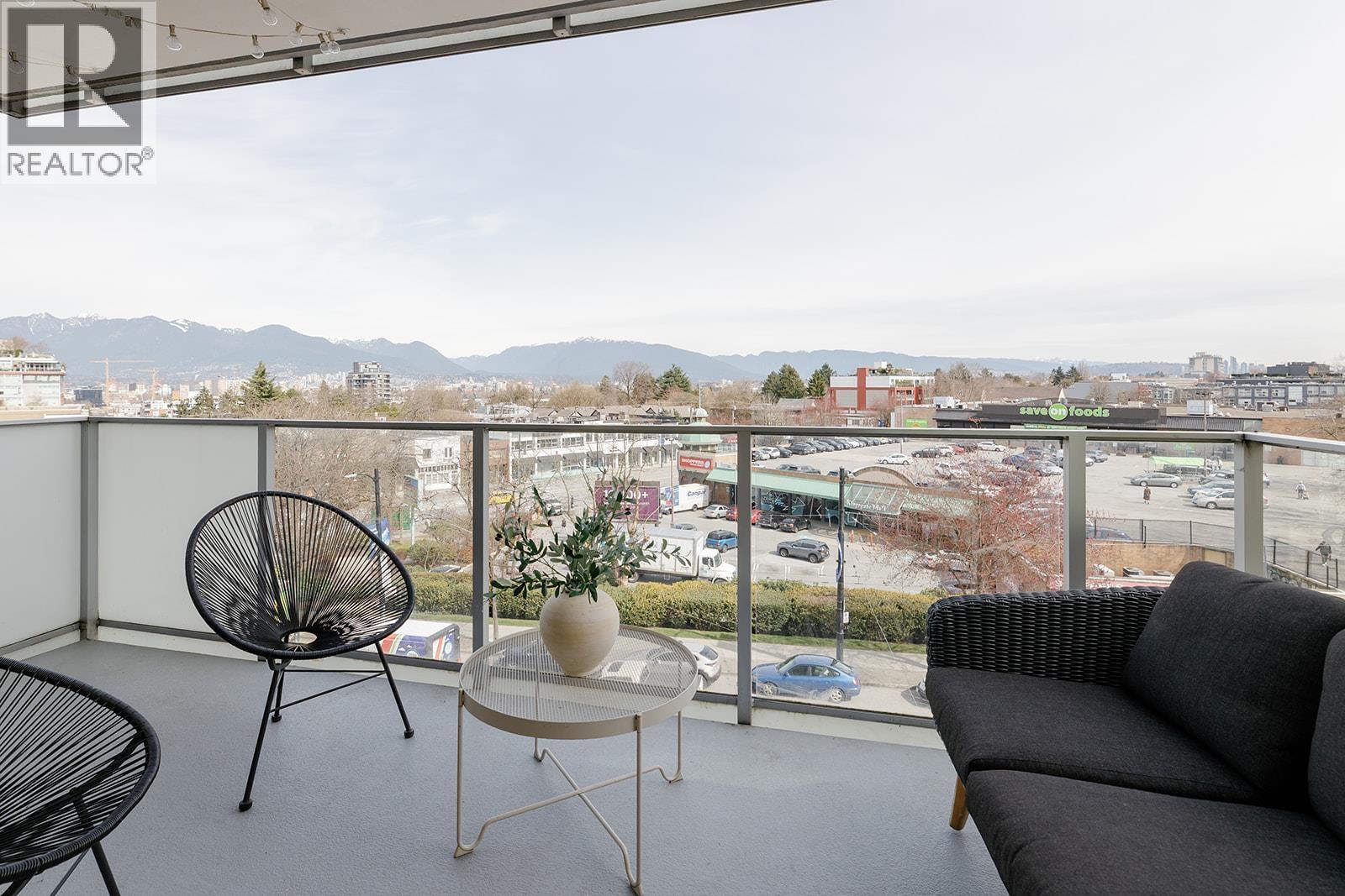 2 Bed, 2 Bath Apartment for Sale in Vancouver – 305 285 E 10TH AVENUE, Vancouver – MLS# R3107270 - Image 13