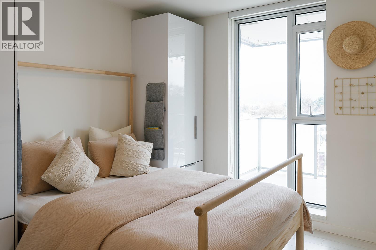 2 Bed, 2 Bath Apartment for Sale in Vancouver – 305 285 E 10TH AVENUE, Vancouver – MLS# R3107270 - Image 8