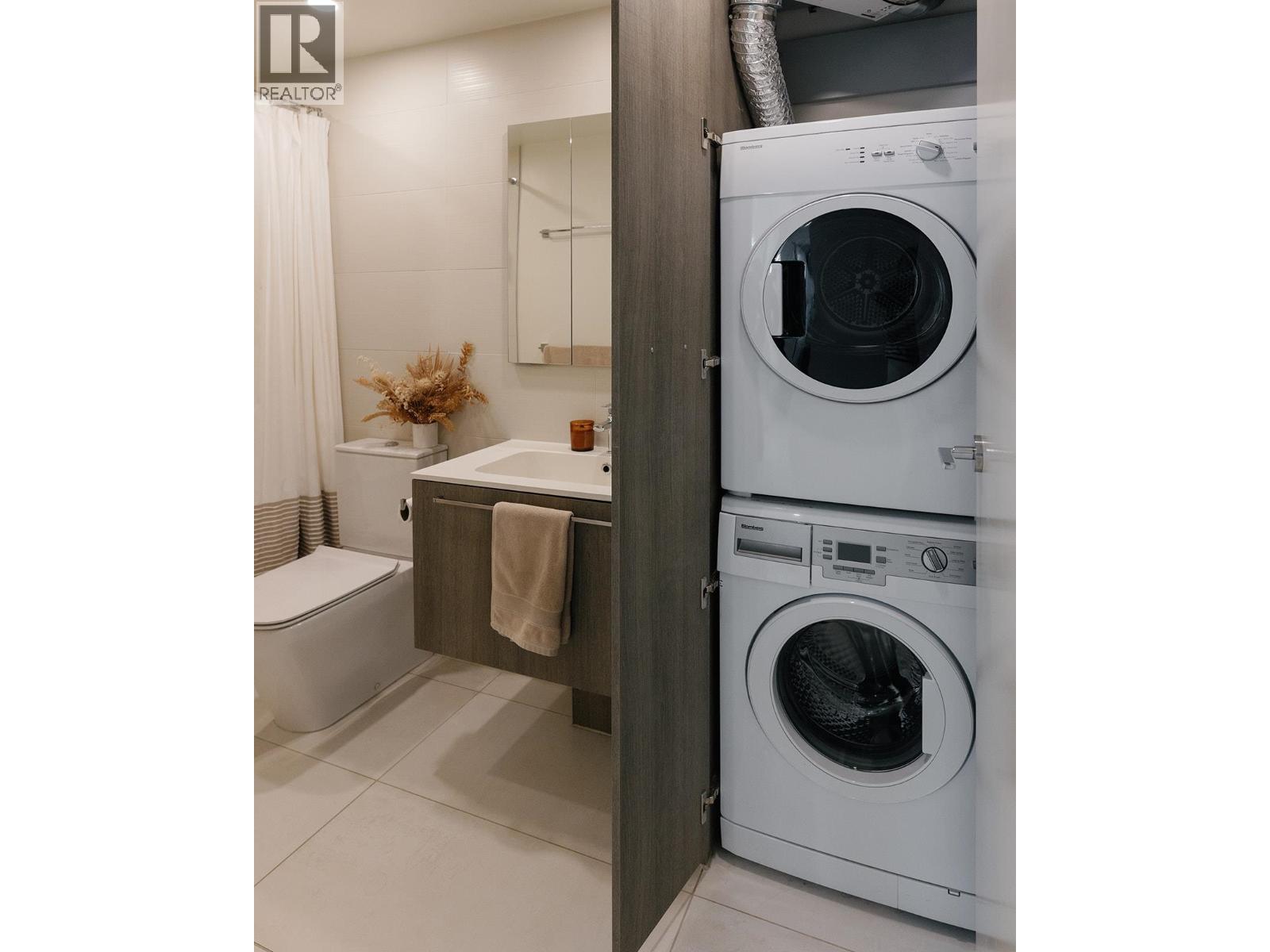 2 Bed, 2 Bath Apartment for Sale in Vancouver – 305 285 E 10TH AVENUE, Vancouver – MLS# R3107270 - Image 12