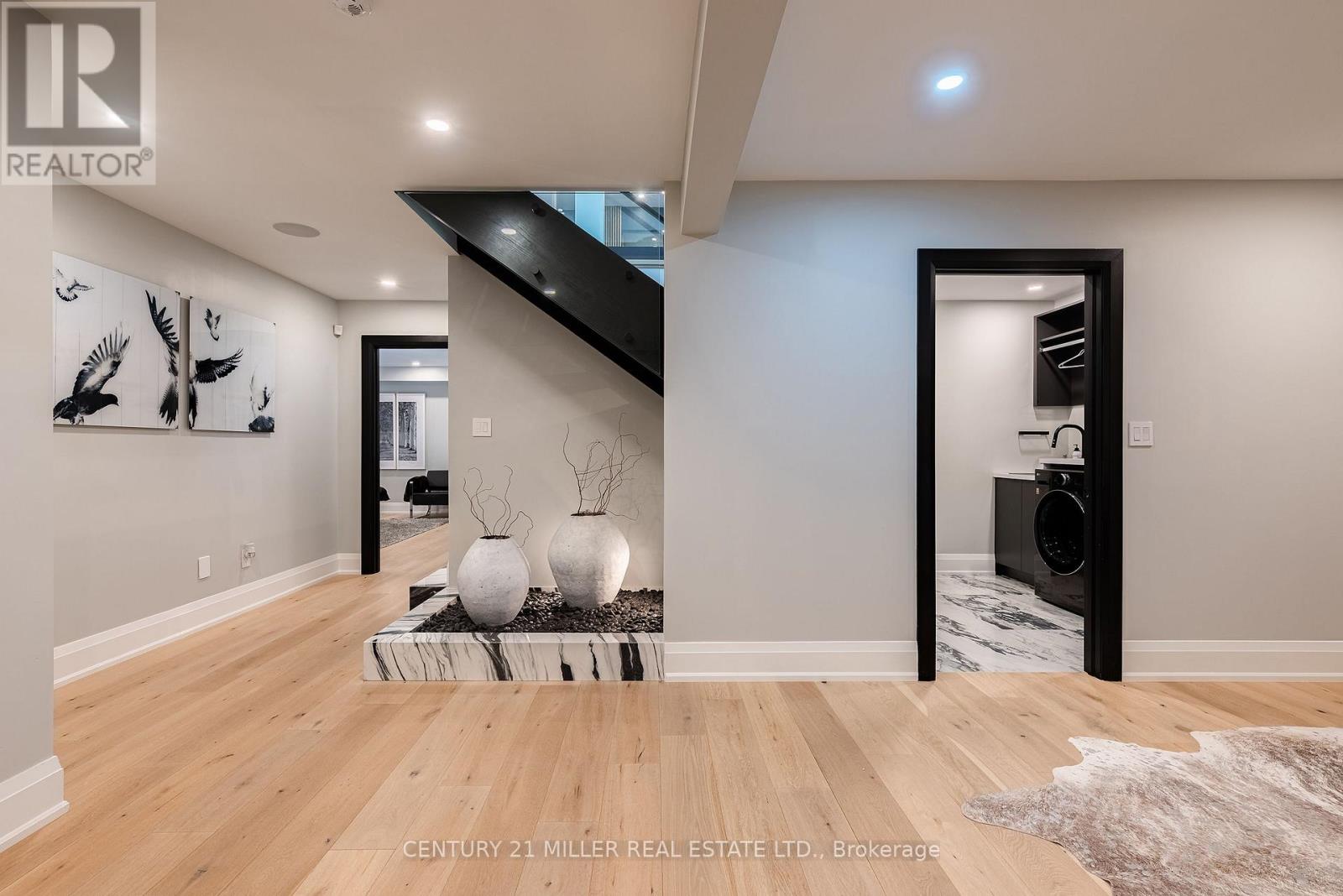 121 EDGECLIFFE PLACE - 24