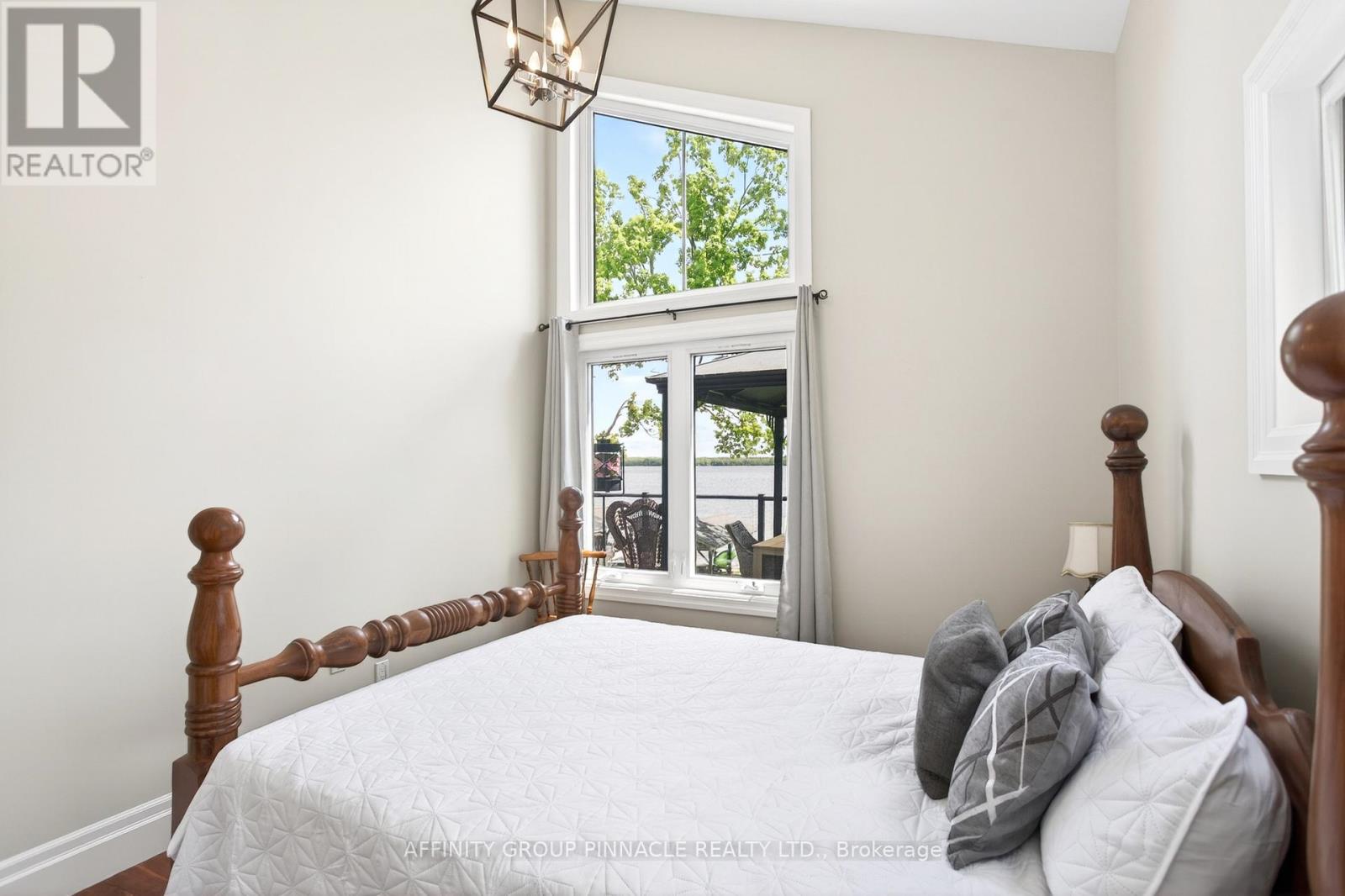 18 MILLER ROAD - 20