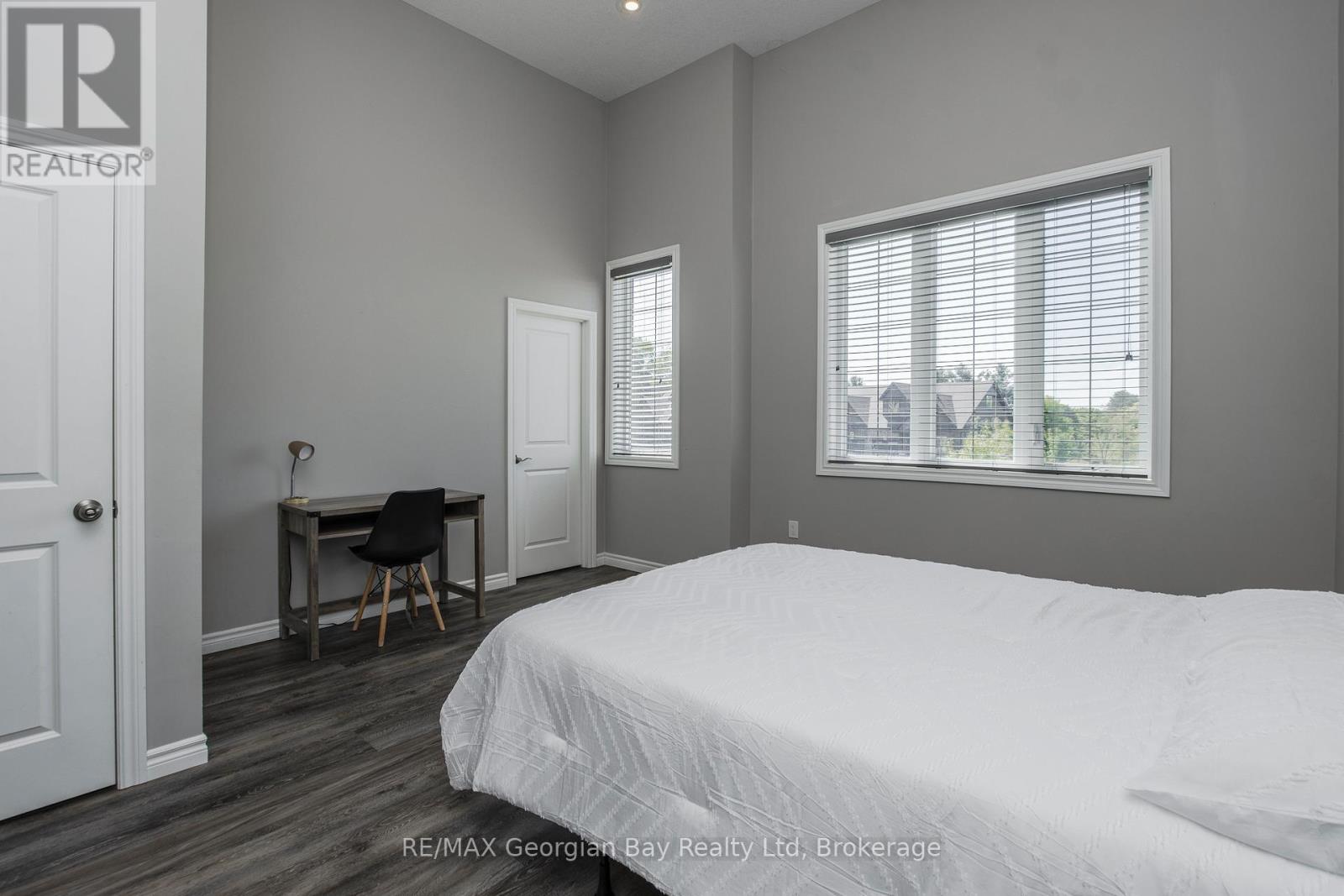 956 COOK DRIVE - 14